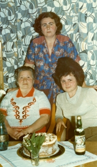 Marie Štráchalová with her mother Marie Pavelková and her sister Jarka (1978)