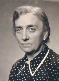 Witnesses grandmother Hedy Guttmanová (nee Ecksteinová)