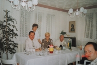 With a friend who came from America. From right: brother Josef Polanský, the witness, friend Zdena Blaháková and her husband Jaroslav. Below, the second husband of Marcela's daughter, Jan Ivanka, Zlín, 1995