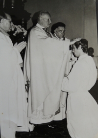 Jáhenské svěcení, biskup Tomášek, Litoměřice, 7. 12. 1974