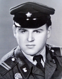 Oldřich Chadima během povinné vojenské služby (1956-1959)