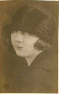 Maminka Miroslava Steinera