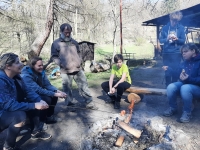 V trampské osadě s Lumírem Zemanem v rámci projektu Příběhy našich sousedů