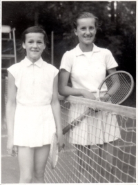 Anna Živcová a Marie Bednářová, krajský přebor Stará Boleslav, 1956
