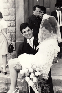 The wedding of Marie born Pavelková with Miroslav Jelínek (1968)