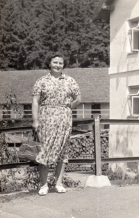 Marie Pavelková po návratu z vězení (1957)