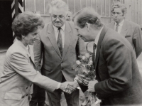 S prezidentem Václavem Havlem, návštěva Poldi Kladno, 90. léta