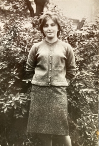 Young Eva Figuschová v in Bratislava