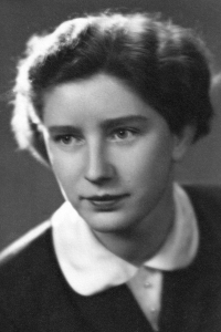 Halina Niedobová / 1955