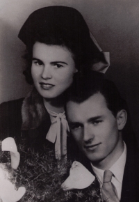 Pamětnice s manželem Leopoldem, 1949