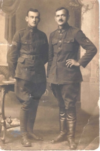 Pamětníkův dědeček Josef Barnet a jeho bratr v době první světové války