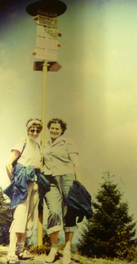 Na výletě s kamarádkou, Javorník