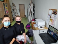 Online práce na reportáži s Českým rozhlasem