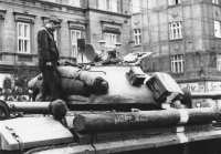 Vpád vojsk Varšavské smlouvy 21. srpna 1968 do Plzně objektivem Iva Podušky