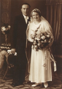 Svatba rodičů pamětnice, Dolní Čermná, 10. září 1933