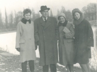 On a walk after the father's return from prison, 1964. From the left: Ema, father, mother, Světla
