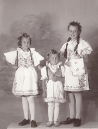 Marie (first from right), Opočno, May 1945 (Original caption: First in costume in the republic)