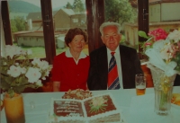 Libuše Macková s manželem - zlatá svatba v roce 1997