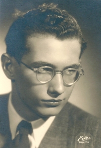 Miroslav Hegenbart v roce 1948