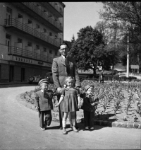 Father with Eva and younger brothers