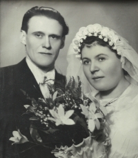 Rodiče Růžena Pechová a Jan Tesař, svatební foto, rok 1940