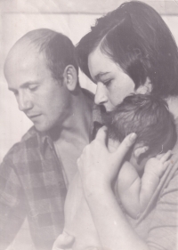 S manželem Václavem a synem Janem, 1969