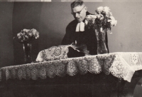 Farář Jaroslav Opočenský, Boratín - Chotiněves