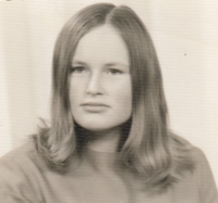 Čtrnáctiletá Ludmila Kočková, později Hronová