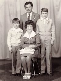 Anita Štěpánková s manželem a dětmi (1976)