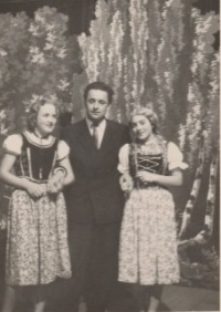 Margit vpravo, divadelní spolek německých divadelníků, 1956