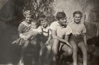 Cousins. Svatava Mádrová on the far left 