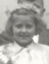 Jenovéfa v dětství