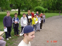 Hra v přírodě v parku, žáci ZŠ Brandýs, 2004