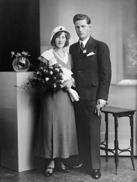 Svatba rodičů pamětnice / Adolf a Alžběta Žyłovi