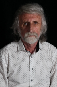 Josef Novotný při natáčení v roce 2021