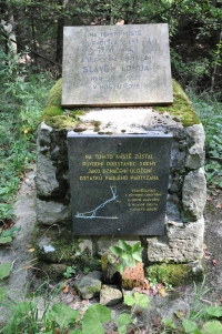 Původní pomníček na místě skonu Jaroslava Londy