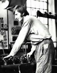 Ivan Zajíc v roce 1978 ve věku 27 let v  práci v lokomotivním depu