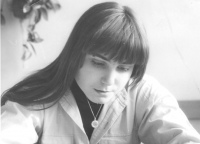 Lenka Karfíková na gymnáziu