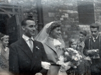 Svatba s první ženou Martou Komárkovou, Praha 1955