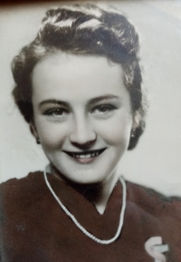 Františka Lafuntálová, 1940s