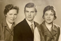 From the left: mother Blažena Rajtmajerová, Karel Rajtmajer, sister Jitka