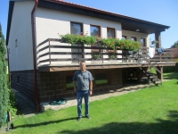 Rodinný dům Jaroslava Křížka, který stavěl během sametové revoluce