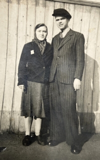 With his girlfriend Katarina Jakovlevna Osadči (she has the OST marking on the coat lapel), Dresden, 1944 