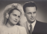 Wedding of parents 1947