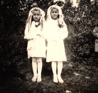 S kamarádkou Annou, 40. léta 20. století