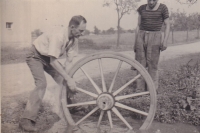 Strýc, kolář Antonín Cír, 1929