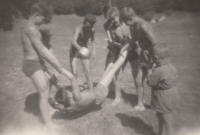 Zábava na skautském táboře