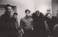 Filmový štáb snímku Kouř. Na fotografii režisér Tomáš Vorel, producent Václav Marhoul a výtvarník Jiří David