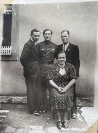 The parents of Jiří Leščinský (on the right)
