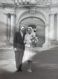 Bratr Miroslav Hrabák s manželkou Emilií